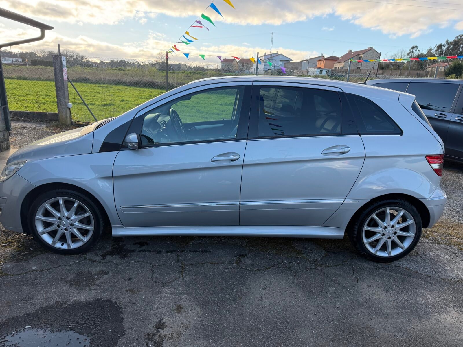 MERCEDES-BENZ B 200 2.0 cdi