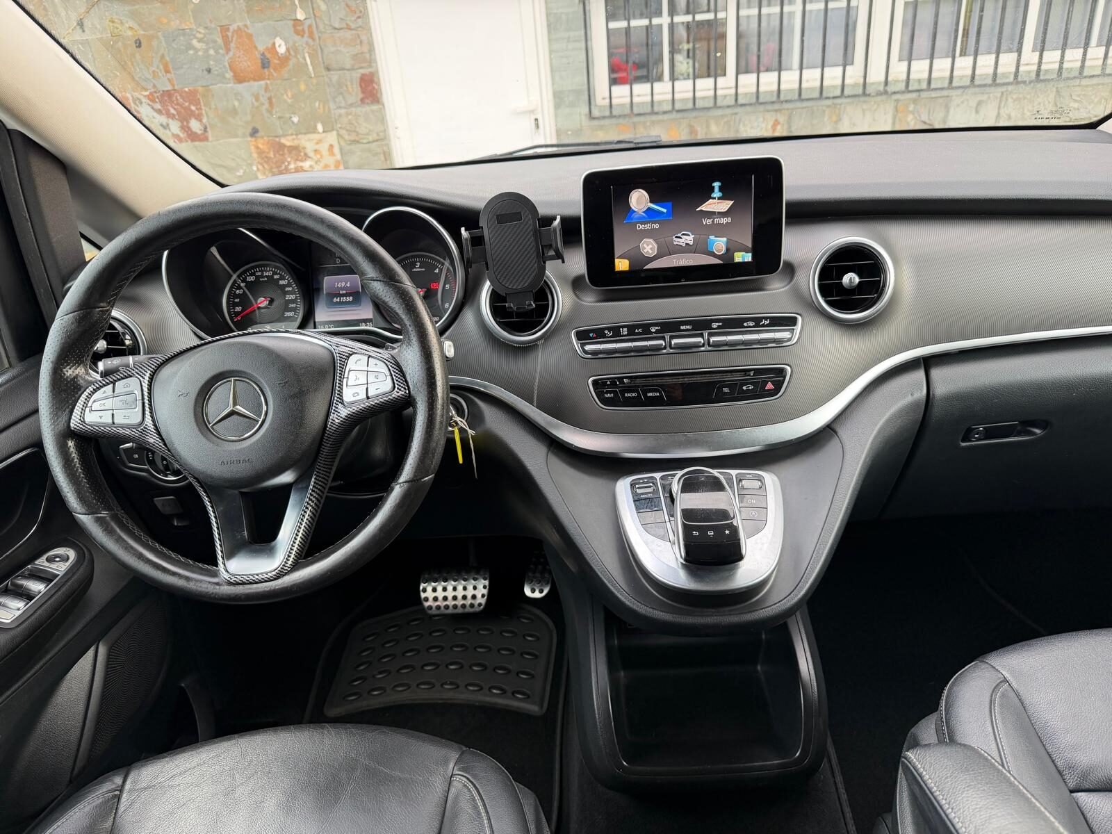 MERCEDES-BENZ V 220 CDI