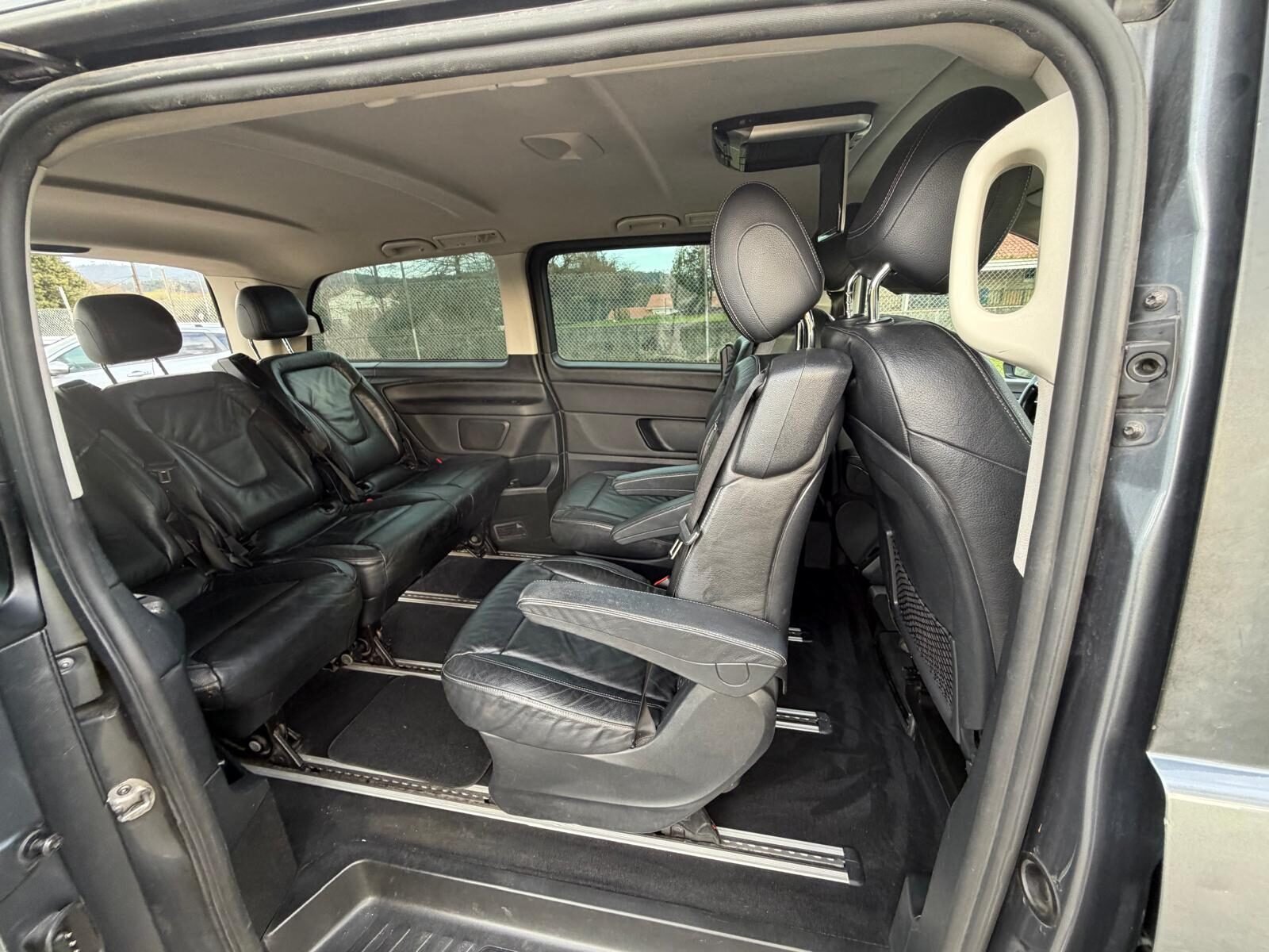 MERCEDES-BENZ V 220 CDI