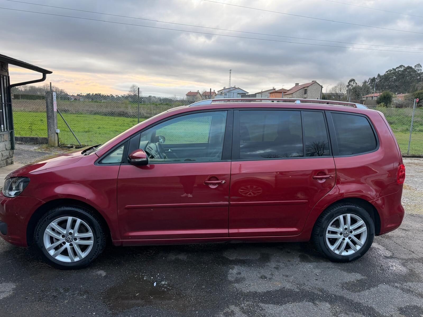VOLKSWAGEN TOURAN 1.6 TDI