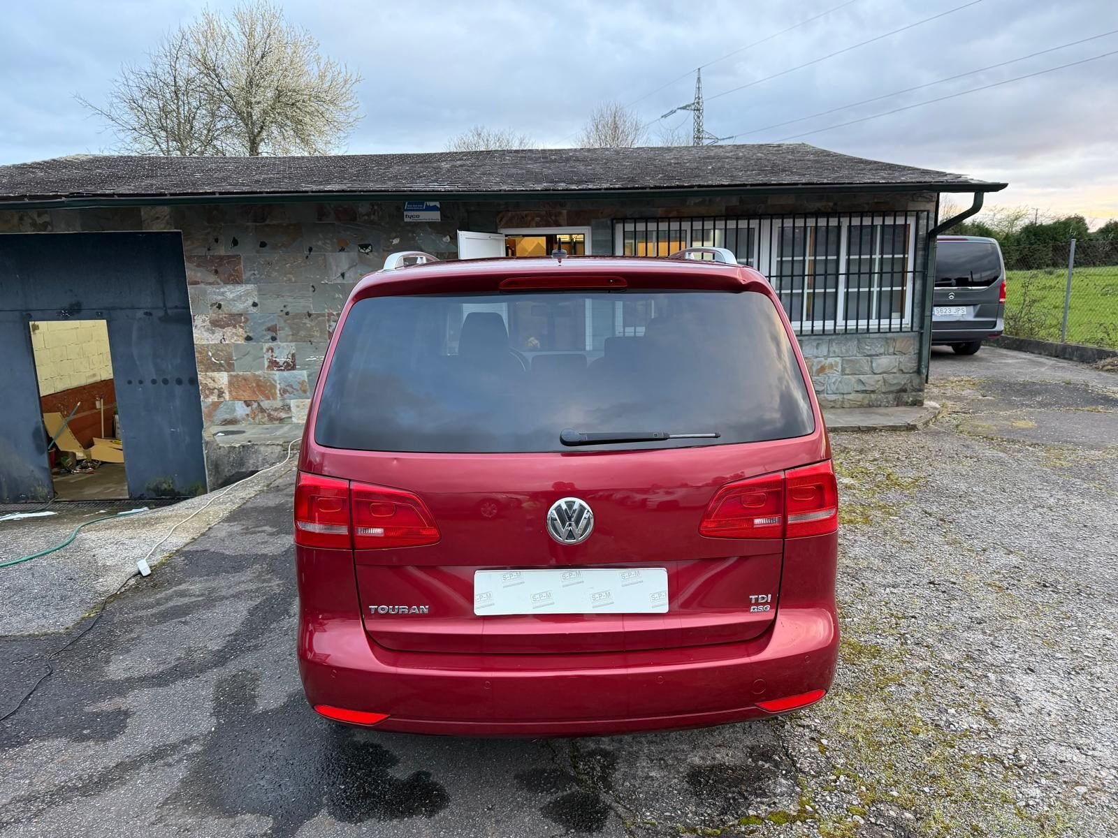 VOLKSWAGEN TOURAN 1.6 TDI