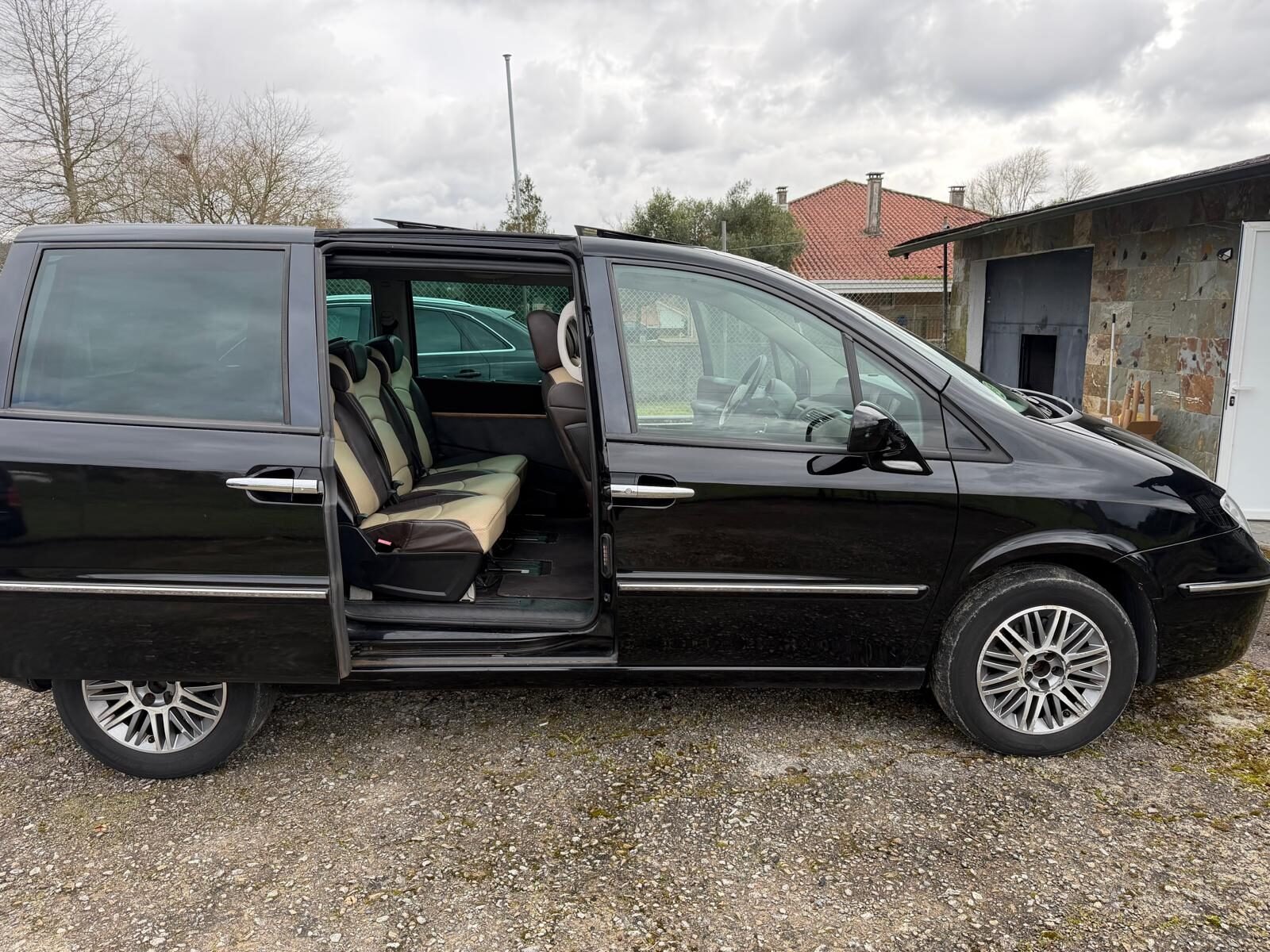 LANCIA PHEDRA 2.2 JTD