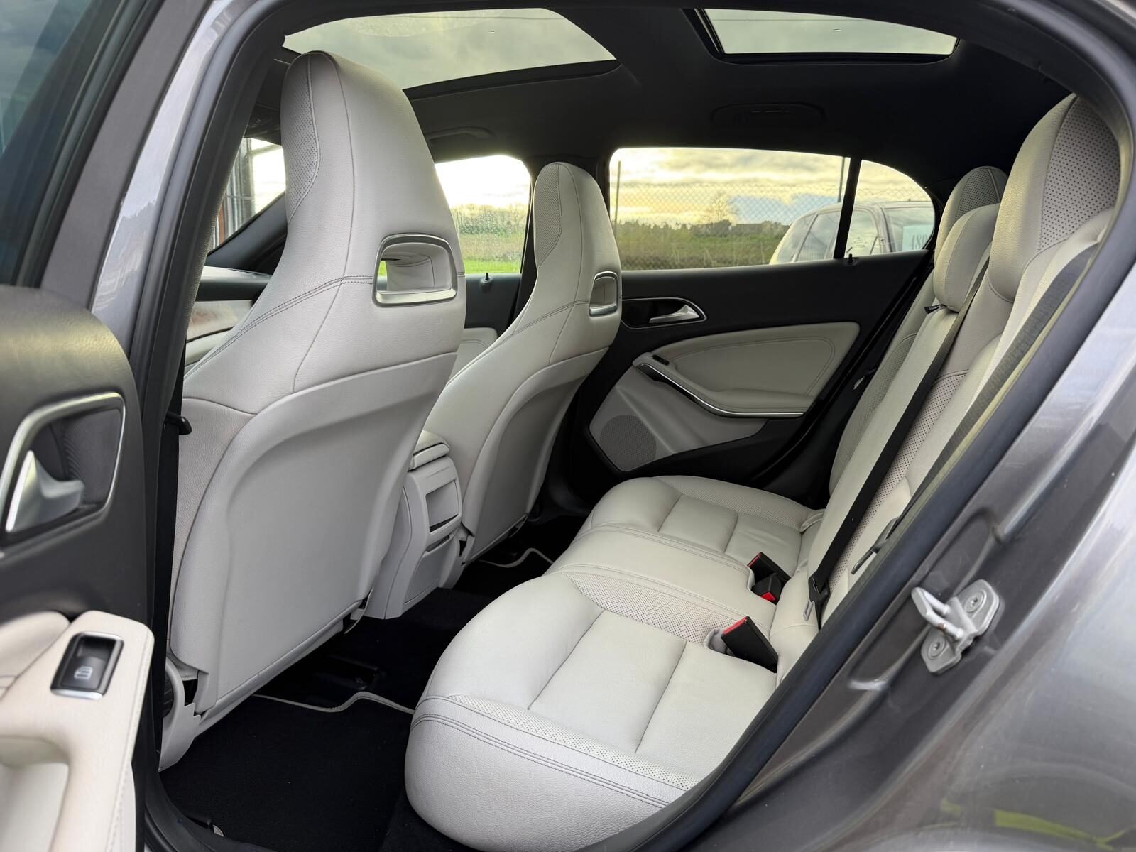 MERCEDES-BENZ Clase GLA 220 D