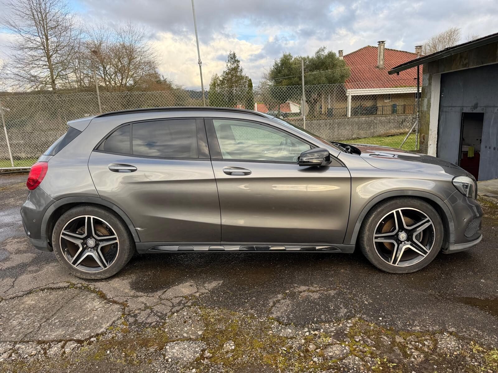 MERCEDES-BENZ Clase GLA 220 D