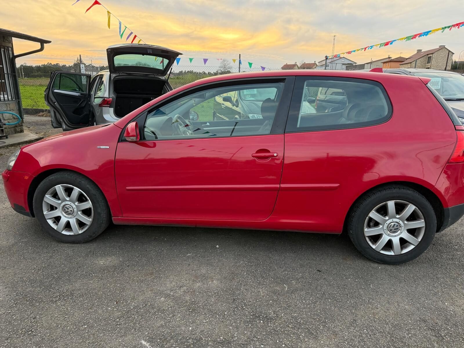 VOLKSWAGEN Golf 2.0 tdi