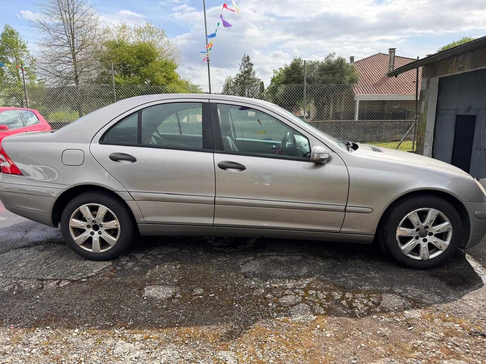 MERCEDES-BENZ C 200 CLASIC
