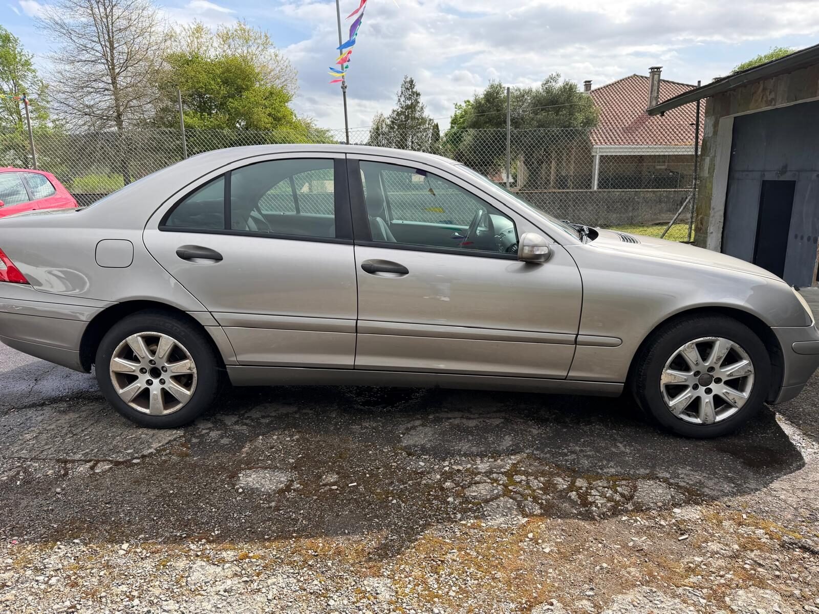 MERCEDES-BENZ C 200 CLASIC