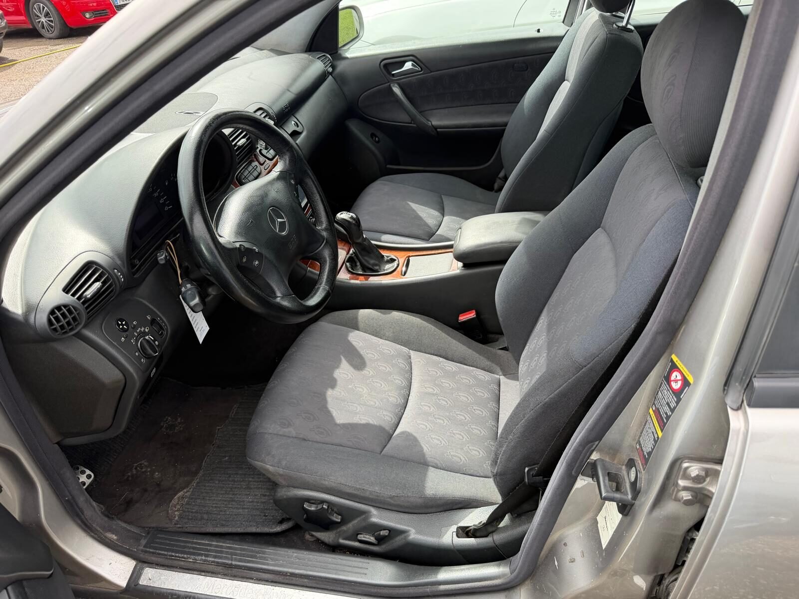 MERCEDES-BENZ C 200 CLASIC