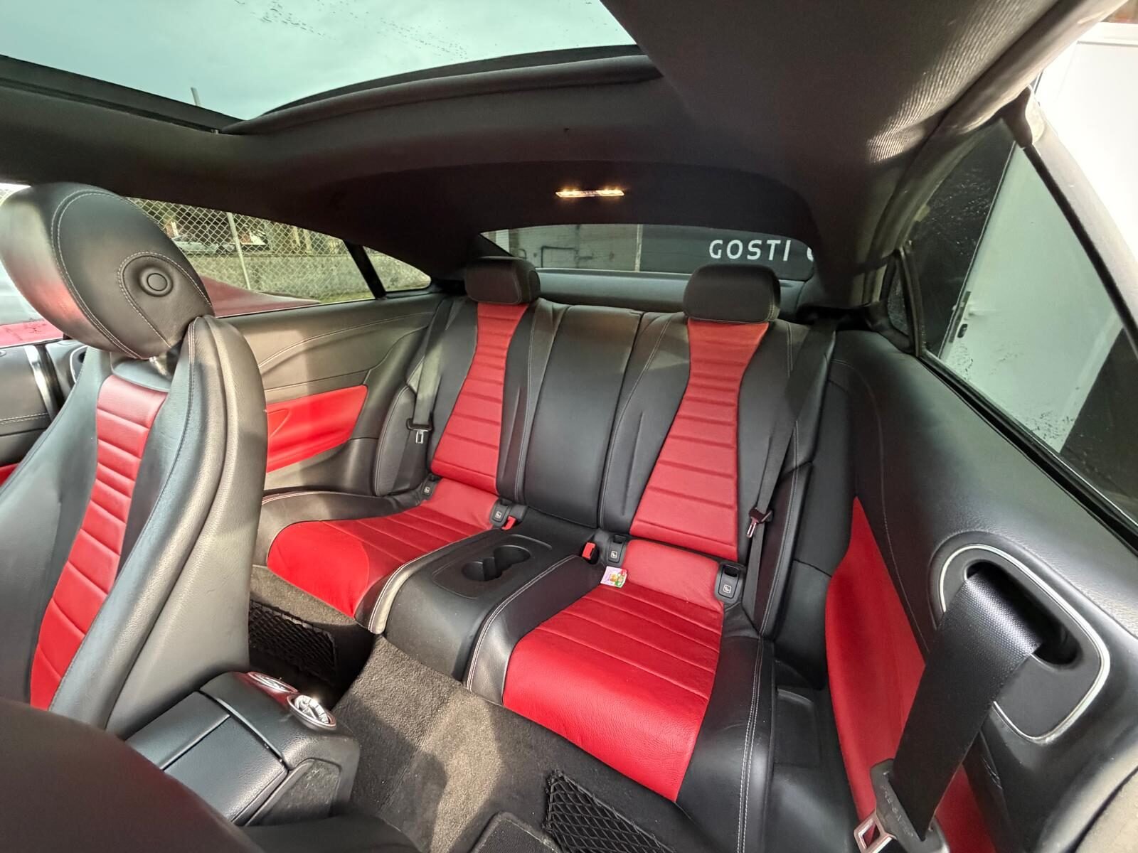 MERCEDES-BENZ E220D COUPE
