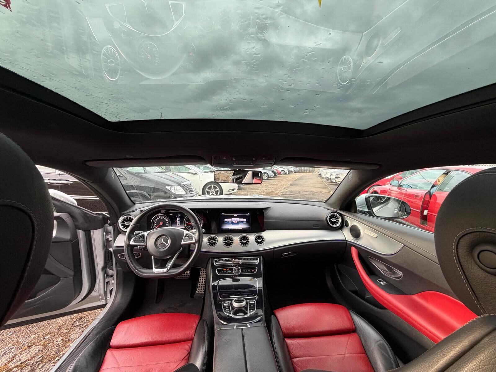 MERCEDES-BENZ E220D COUPE