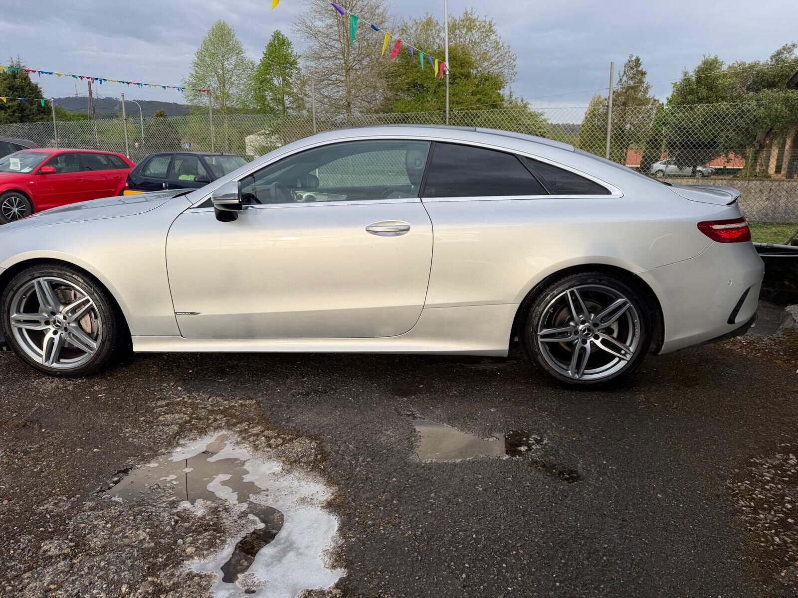 MERCEDES-BENZ E220D COUPE