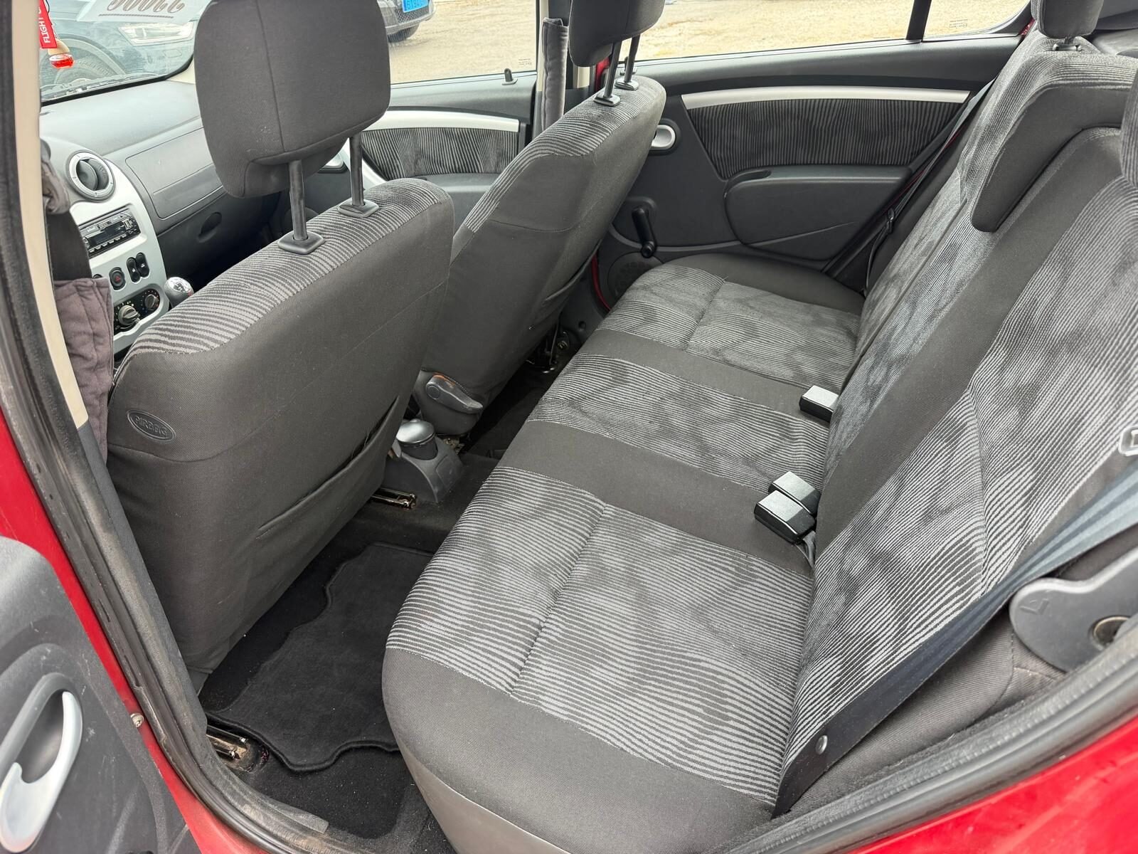 DACIA Sandero 1.5 DCI