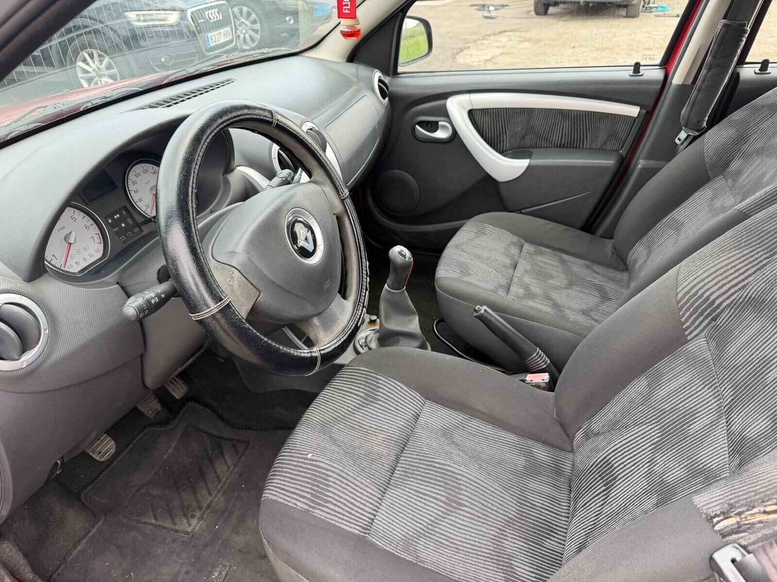 DACIA Sandero 1.5 DCI