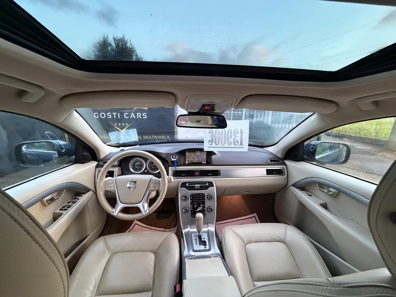 VOLVO XC70 2.4 D5AWD