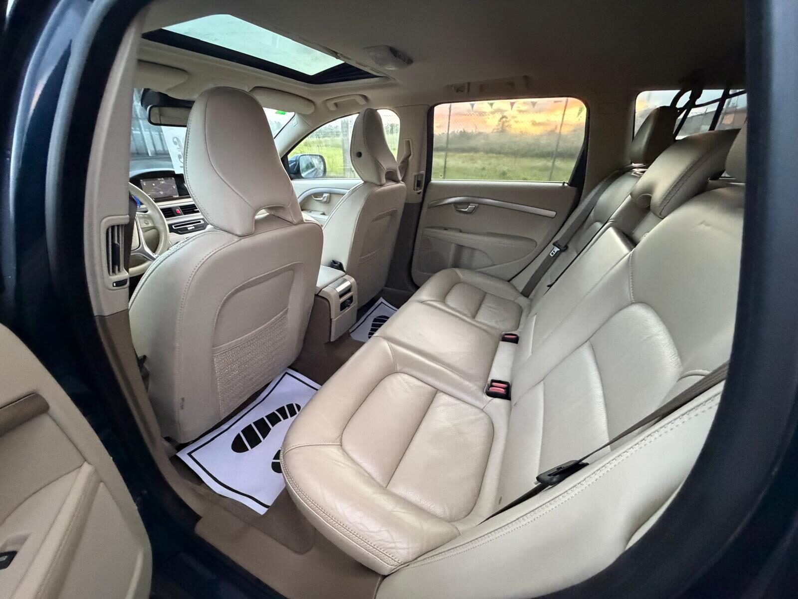 VOLVO XC70 2.4 D5AWD
