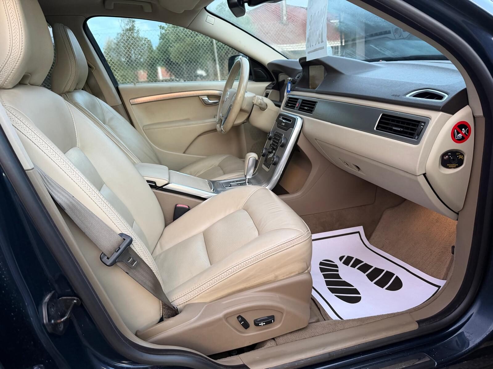 VOLVO XC70 2.4 D5AWD