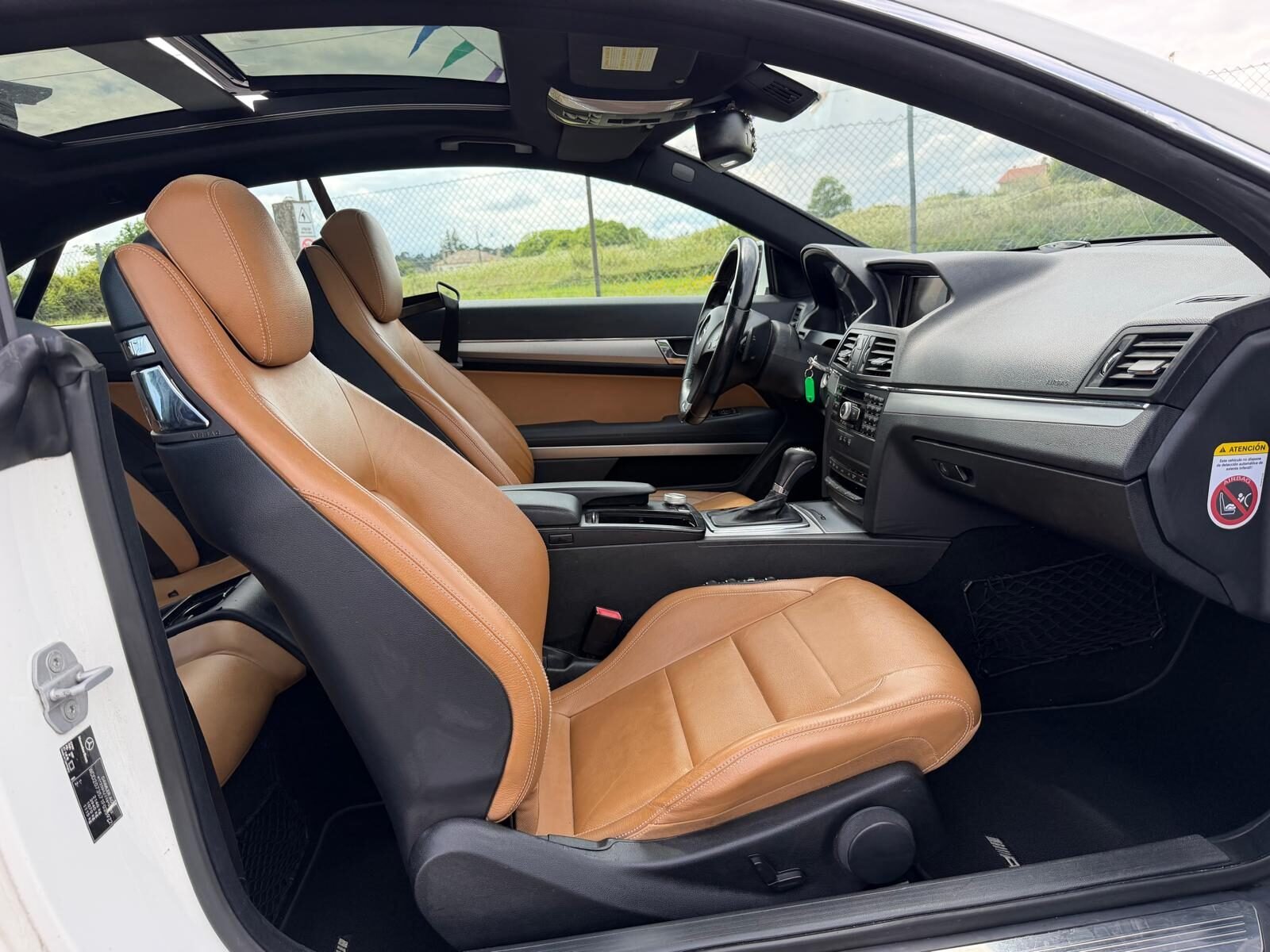MERCEDES-BENZ E 350 CGI COUPE