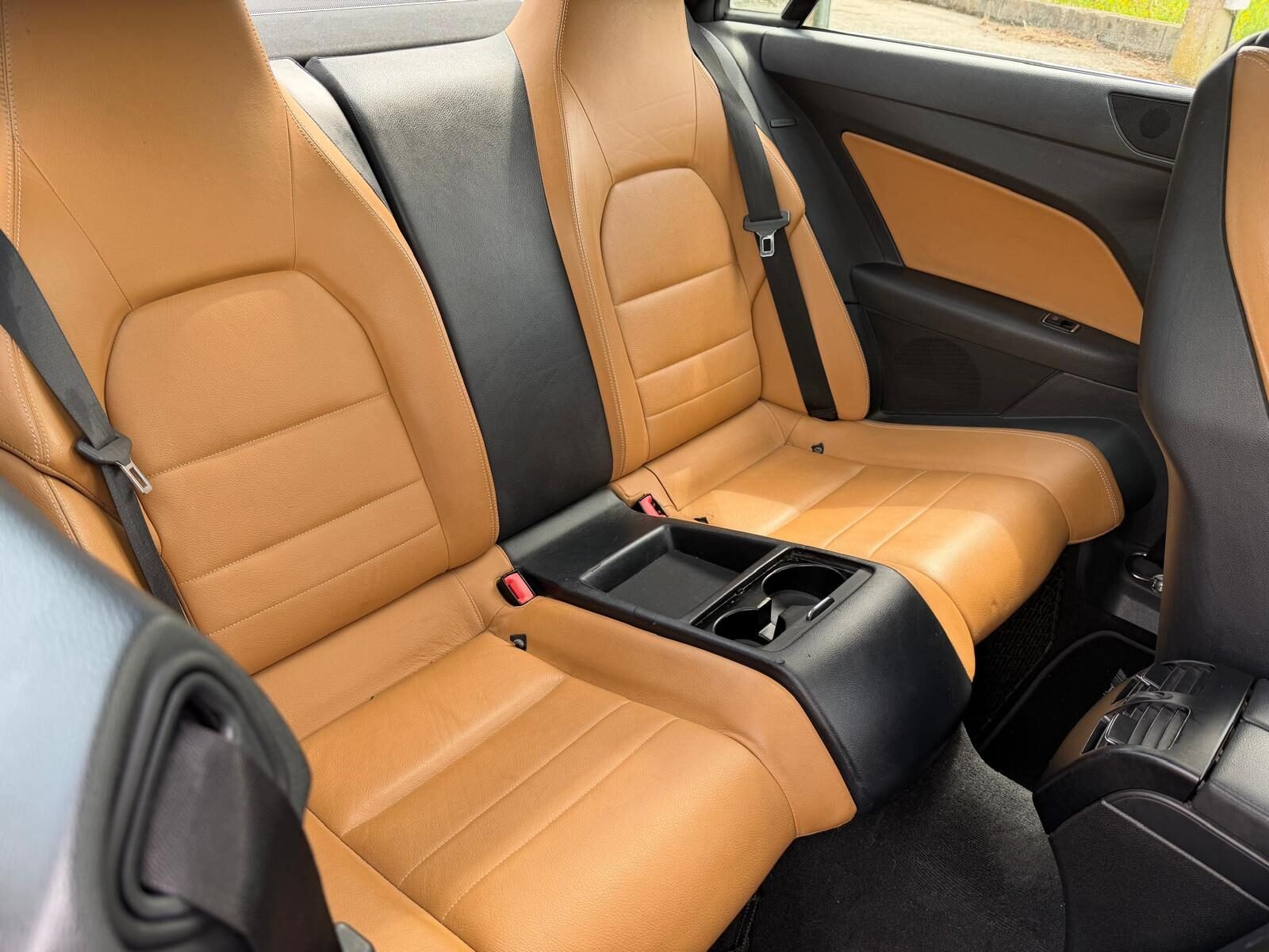 MERCEDES-BENZ E 350 CGI COUPE