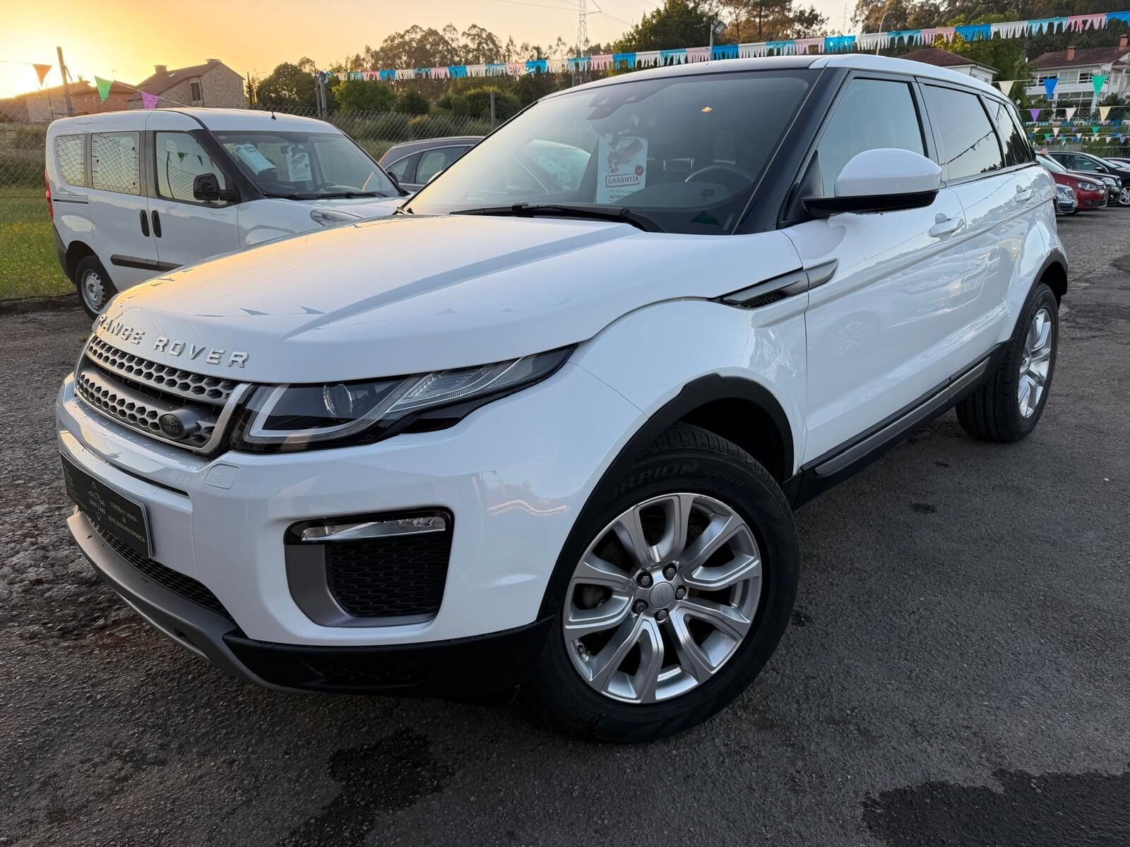 LAND-ROVER EVOQUE 2.0 TD4