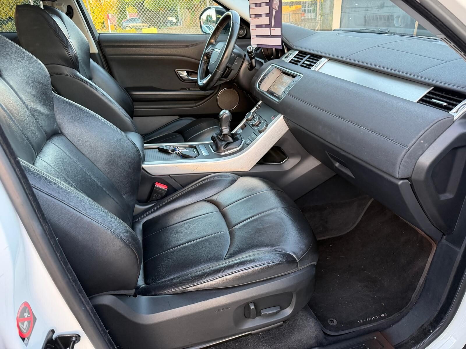 LAND-ROVER EVOQUE 2.0 TD4