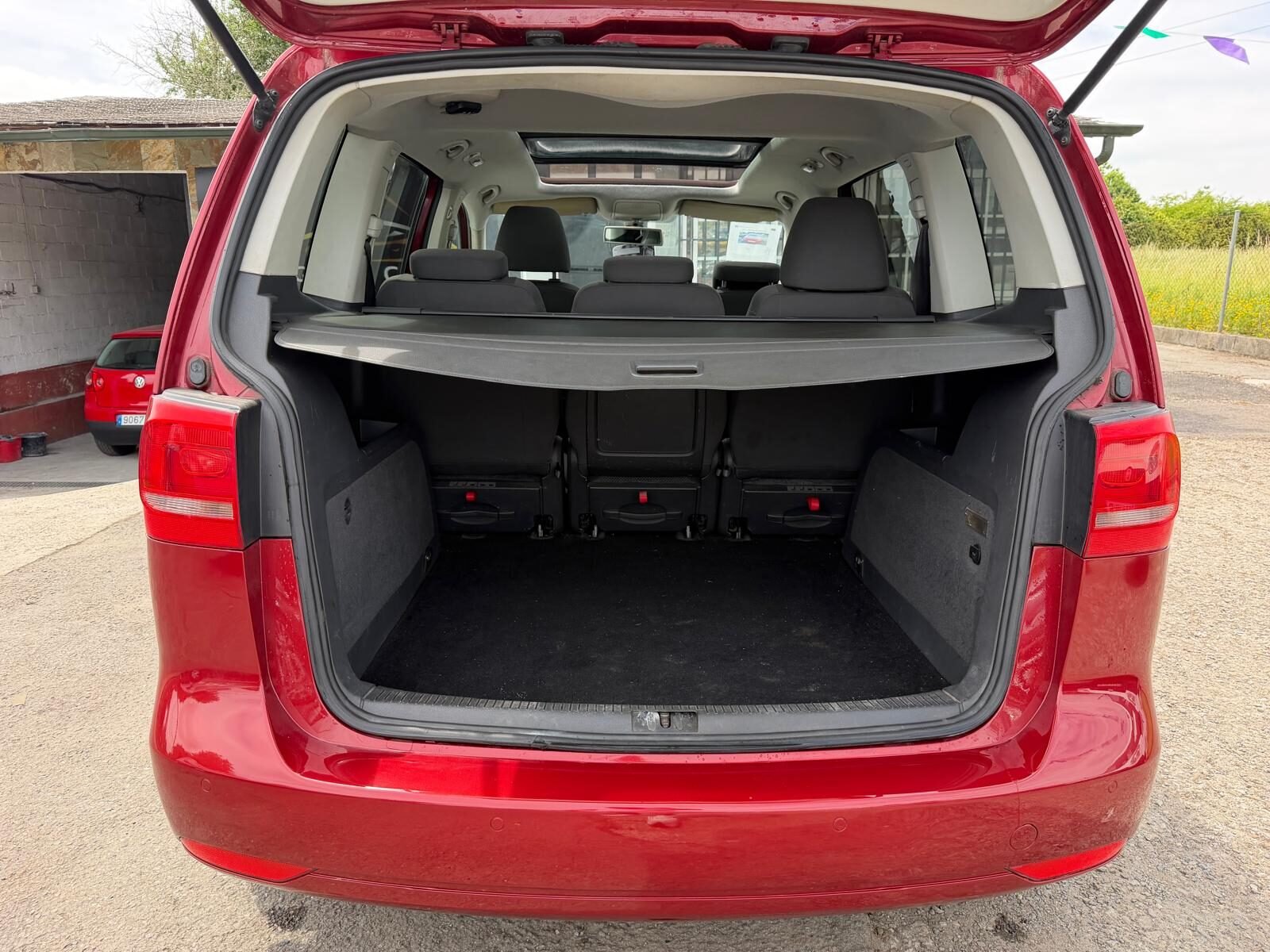 VOLKSWAGEN TOURAN 1.6 TDI