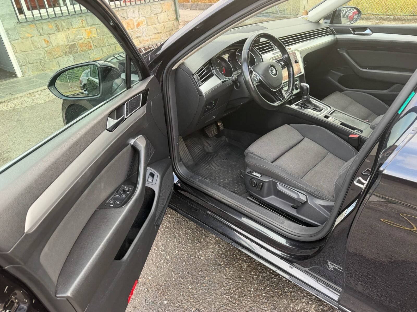 VOLKSWAGEN PASSAT 2.0 TDI