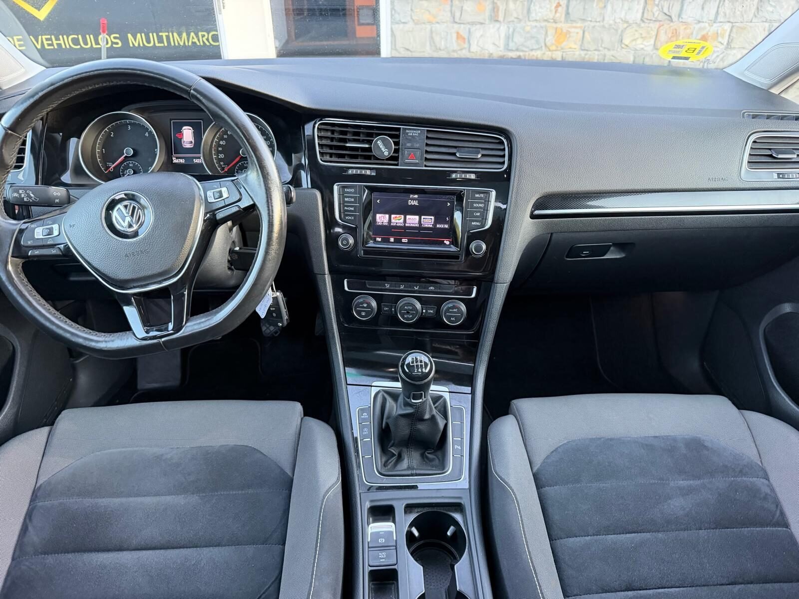 VOLKSWAGEN Golf 2.0 TDI