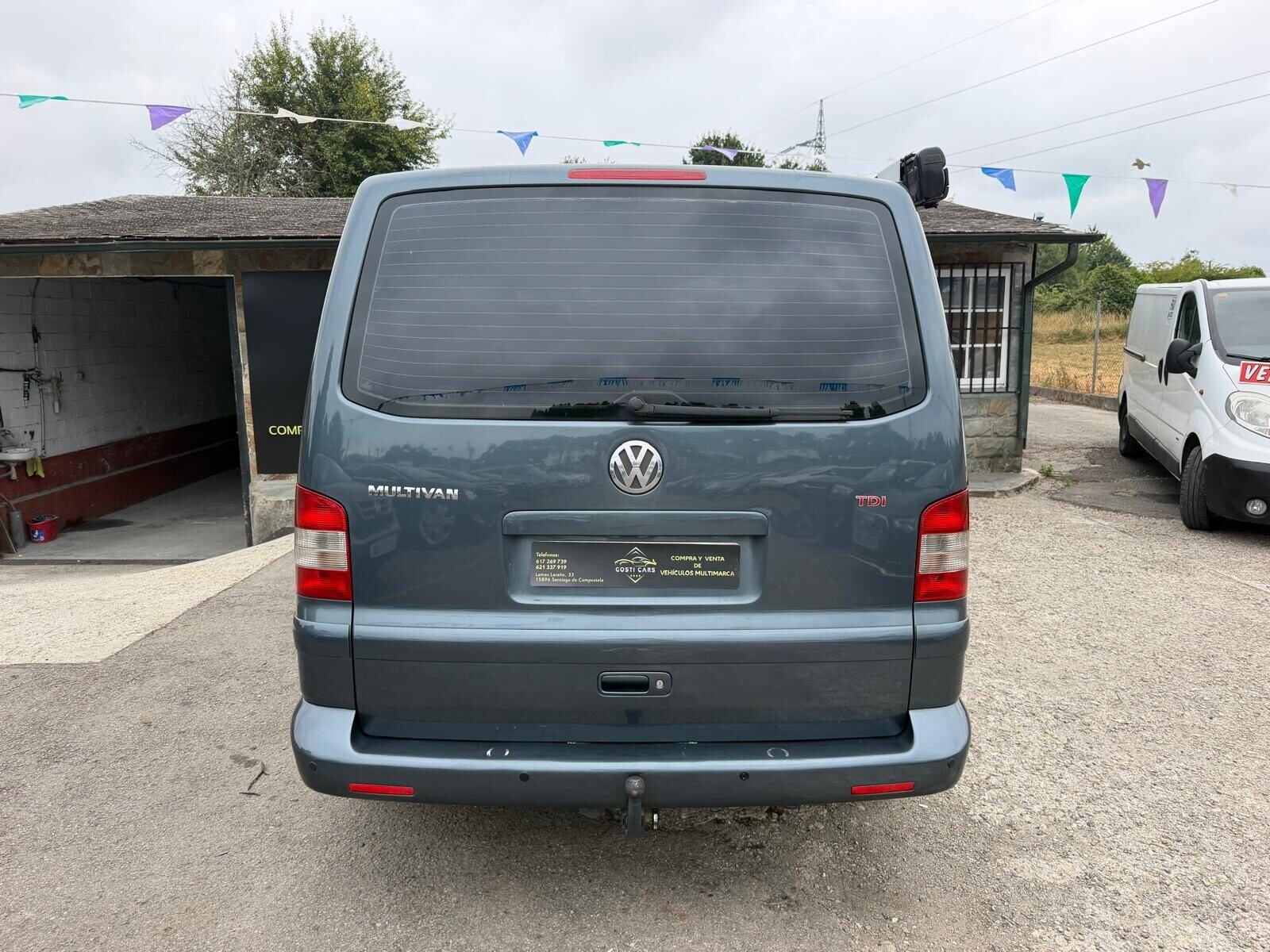 VOLKSWAGEN MULTIVAN 2.5 TDI
