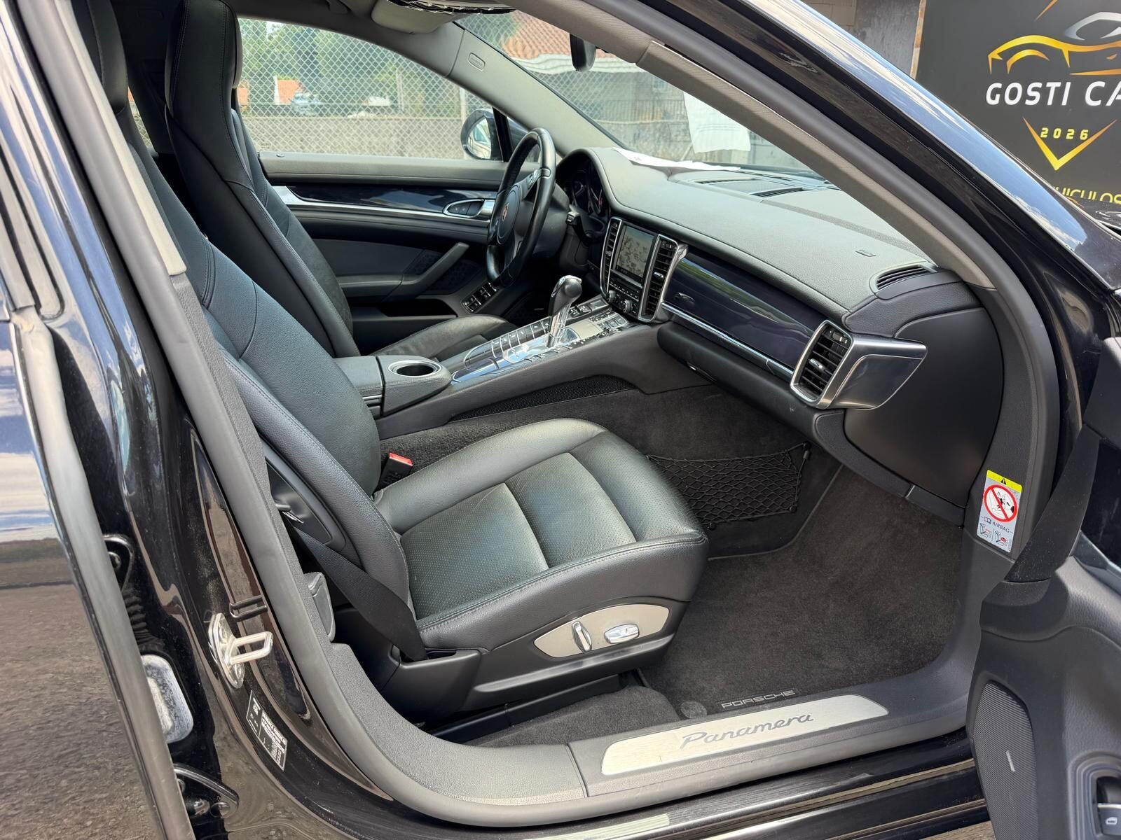 PORSCHE Panamera 3.0D