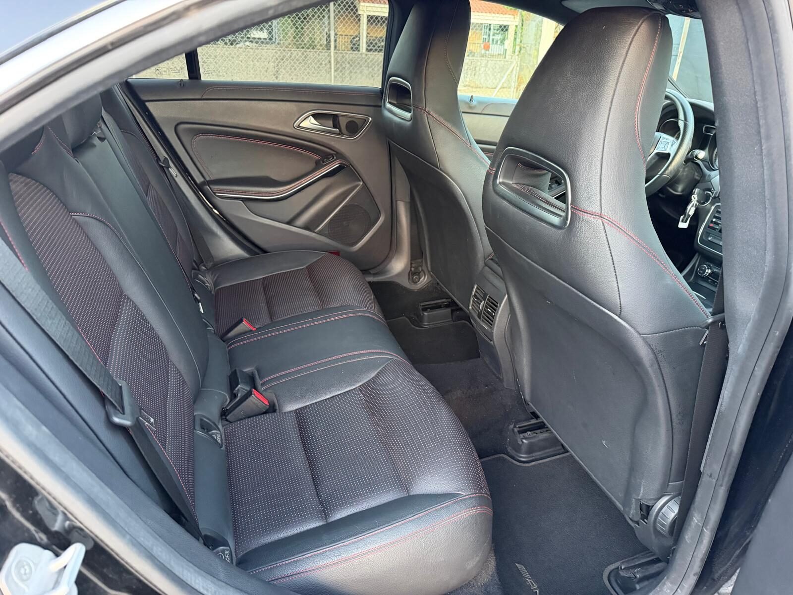 MERCEDES-BENZ CLA 220D 