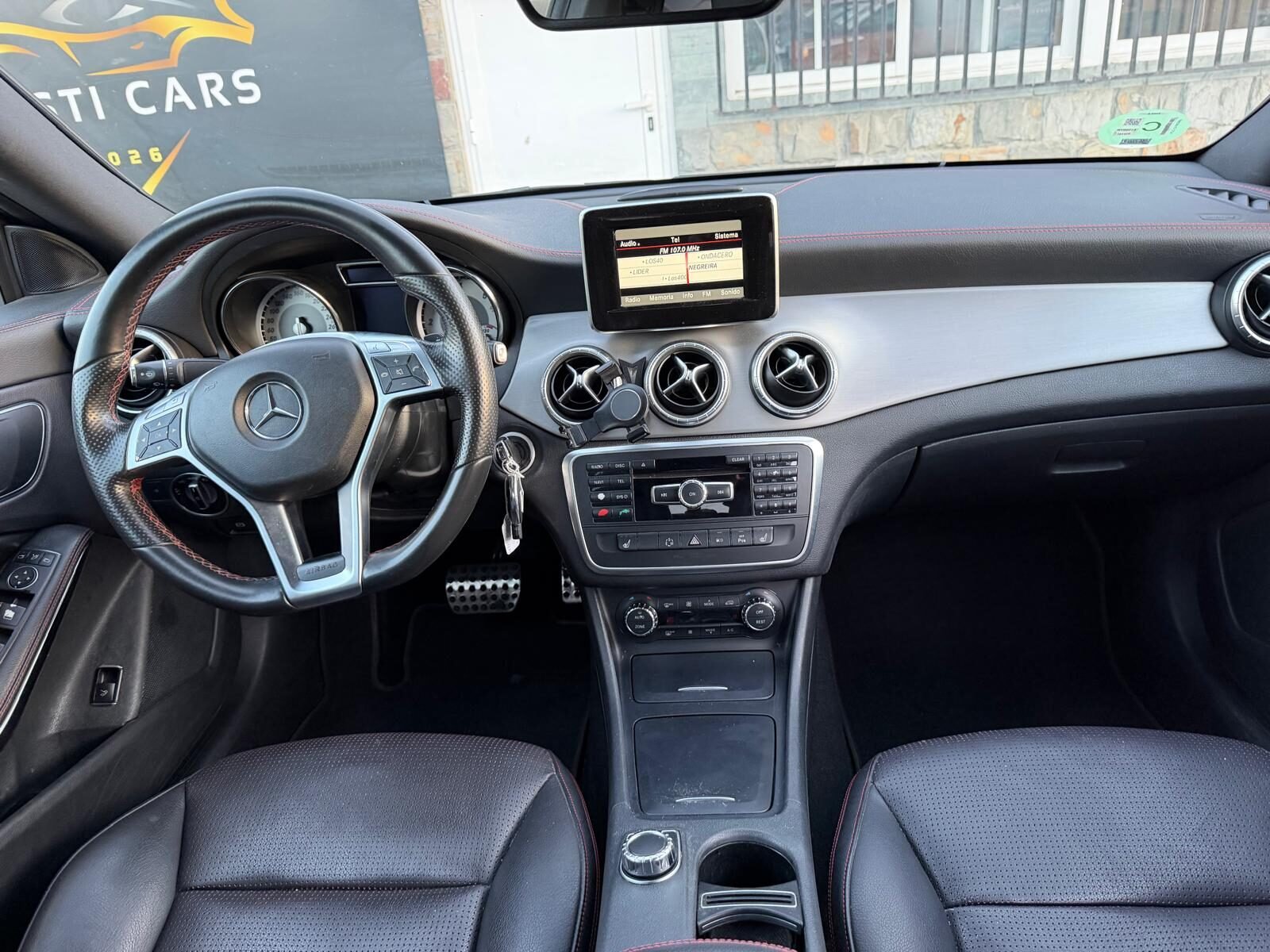 MERCEDES-BENZ CLA 220D 