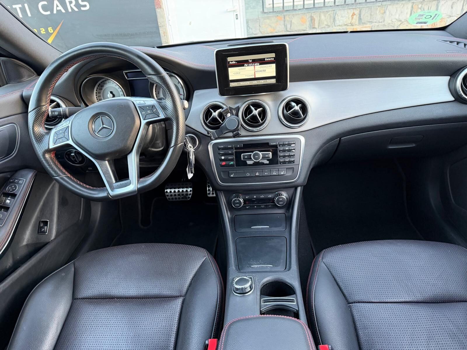 MERCEDES-BENZ CLA 220D 