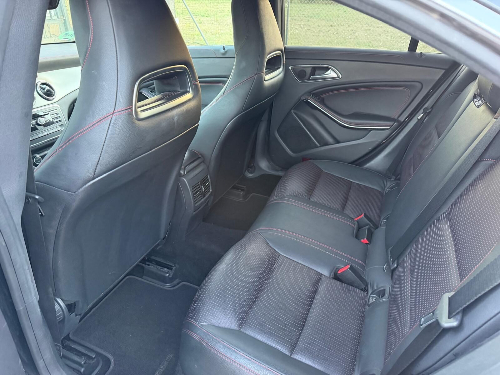 MERCEDES-BENZ CLA 220D 