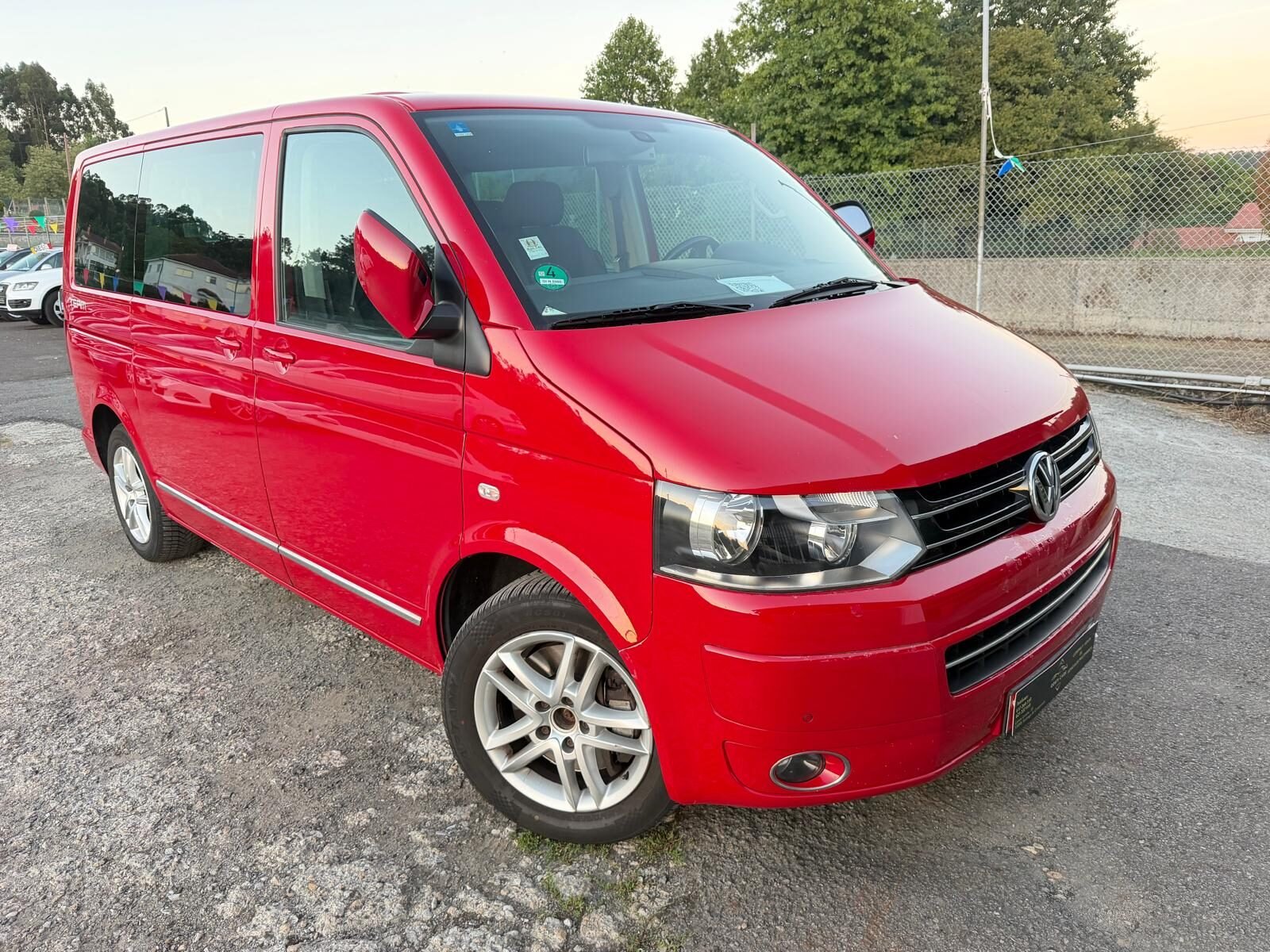 VOLKSWAGEN MULTIVAN 2.0 TDI 