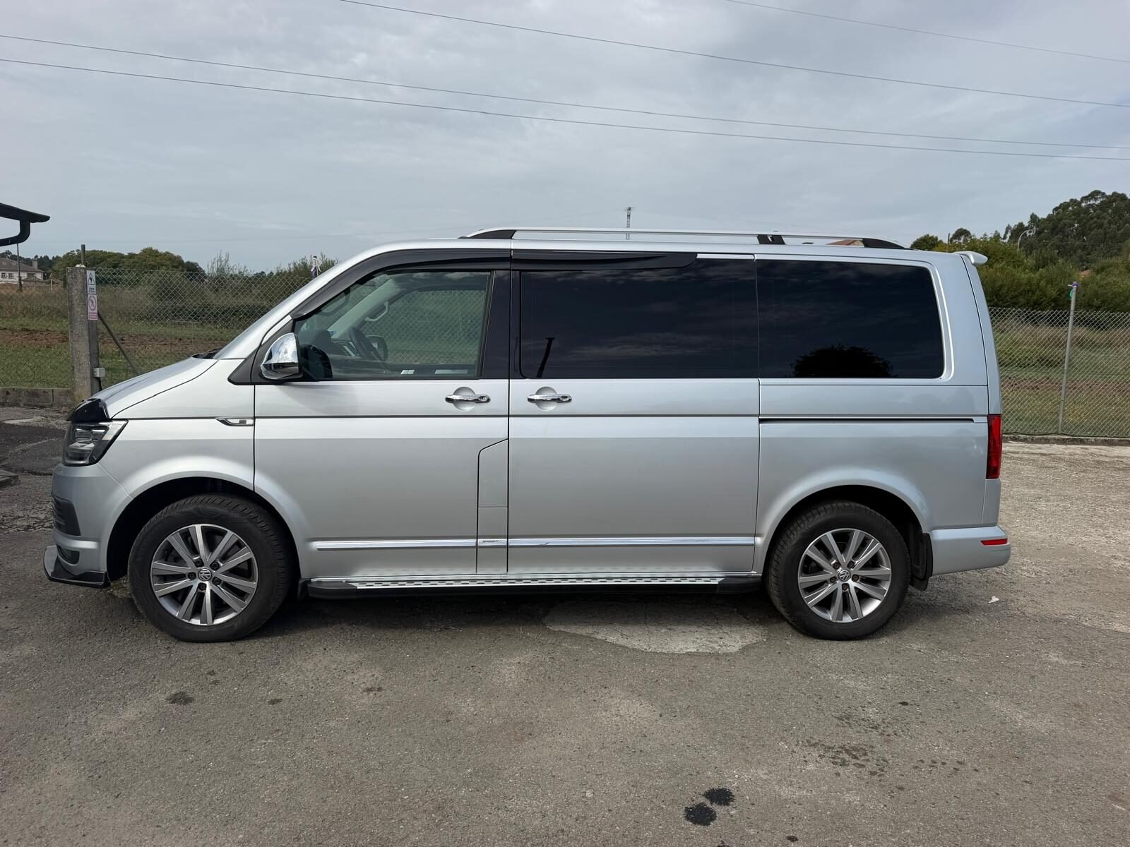 VOLKSWAGEN T6 CARAVELLE 2.0 TDI