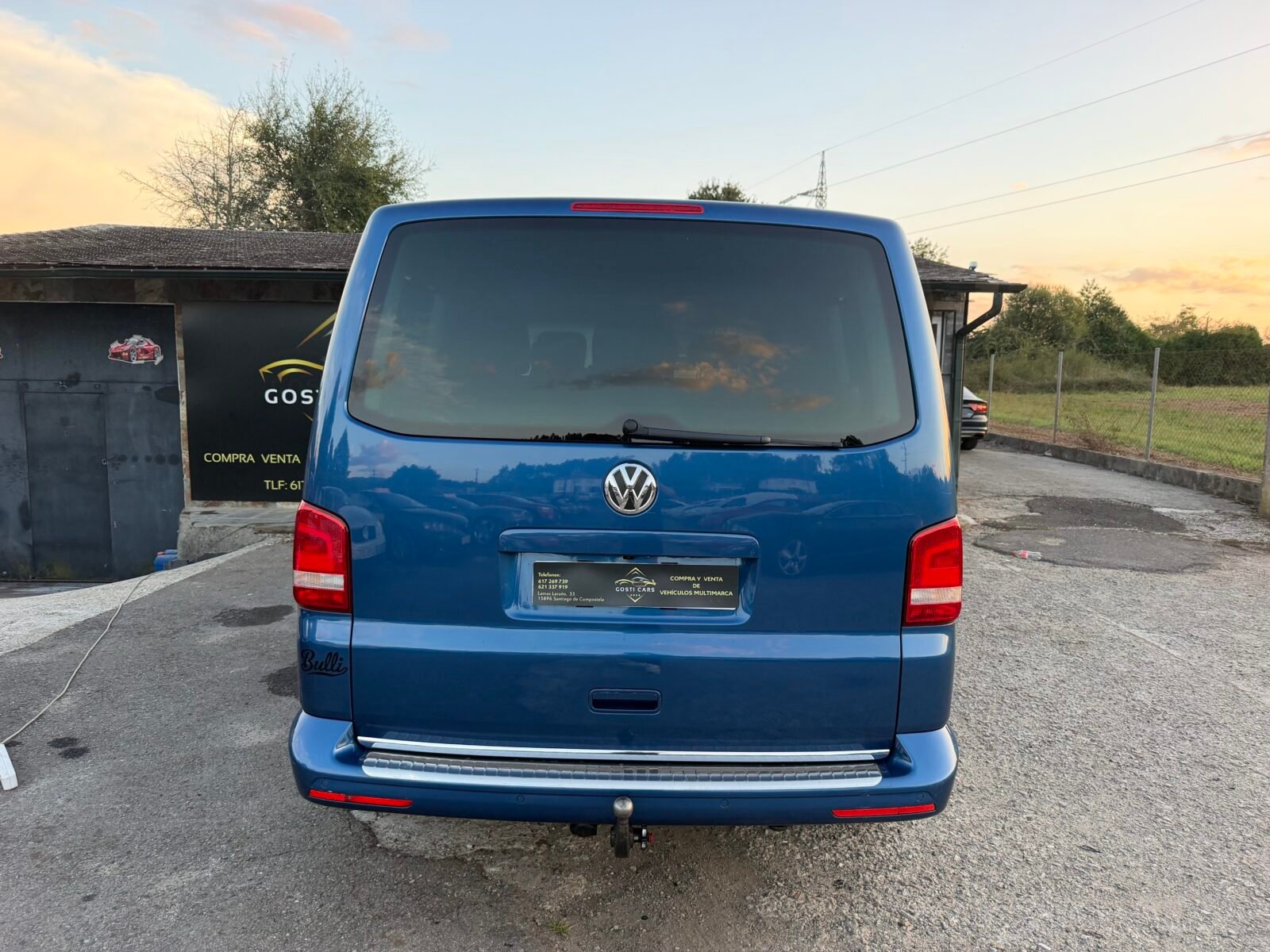 VOLKSWAGEN MULTIVAN 2.0TDI