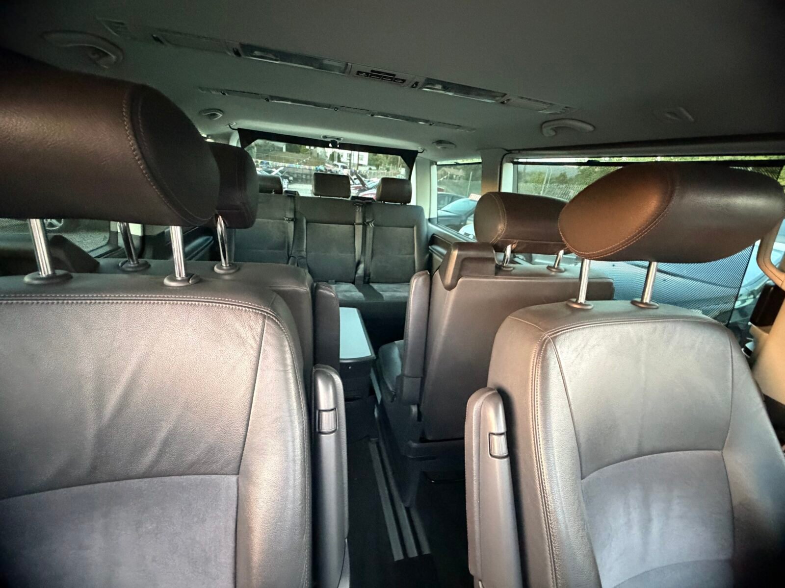 VOLKSWAGEN MULTIVAN 2.0TDI