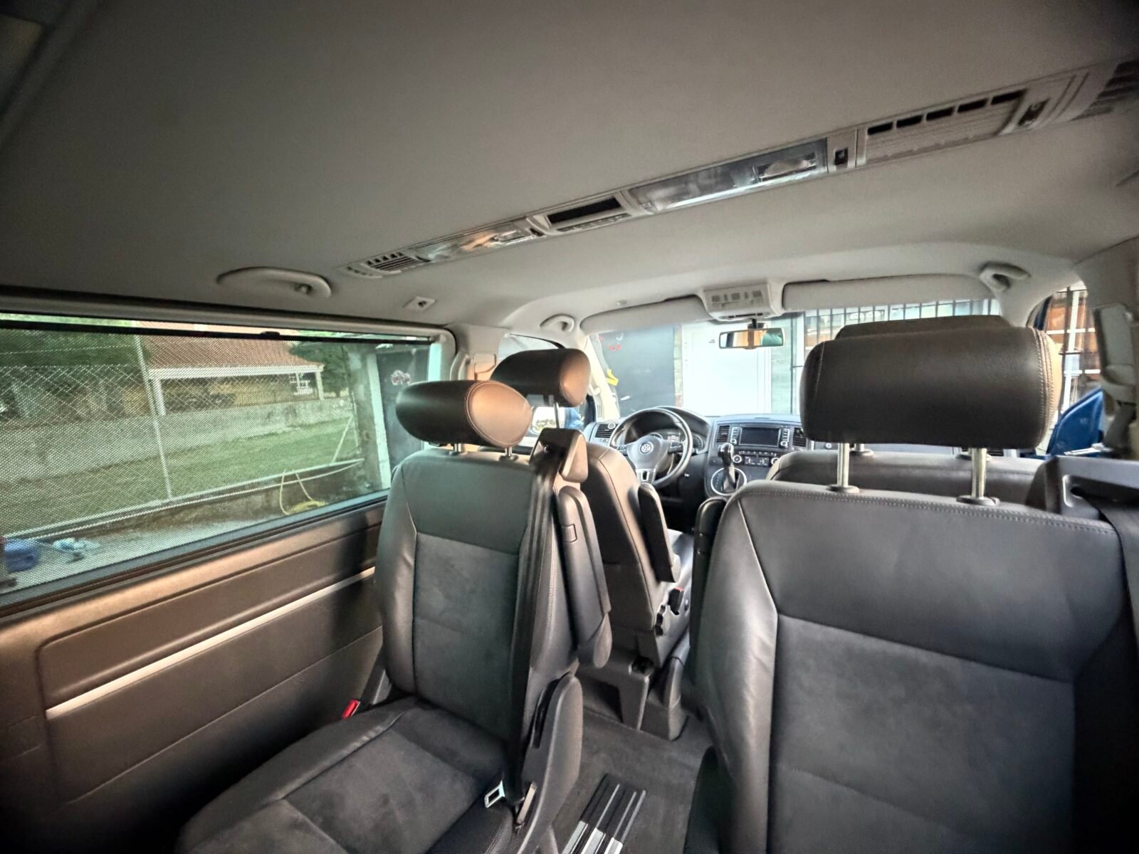 VOLKSWAGEN MULTIVAN 2.0TDI