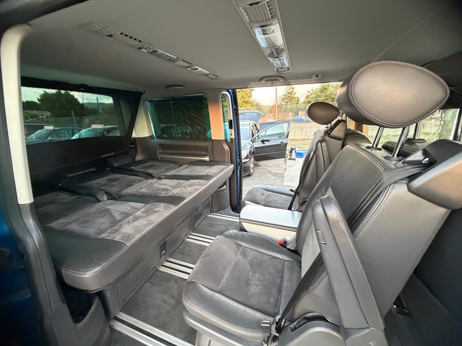 VOLKSWAGEN MULTIVAN 2.0TDI