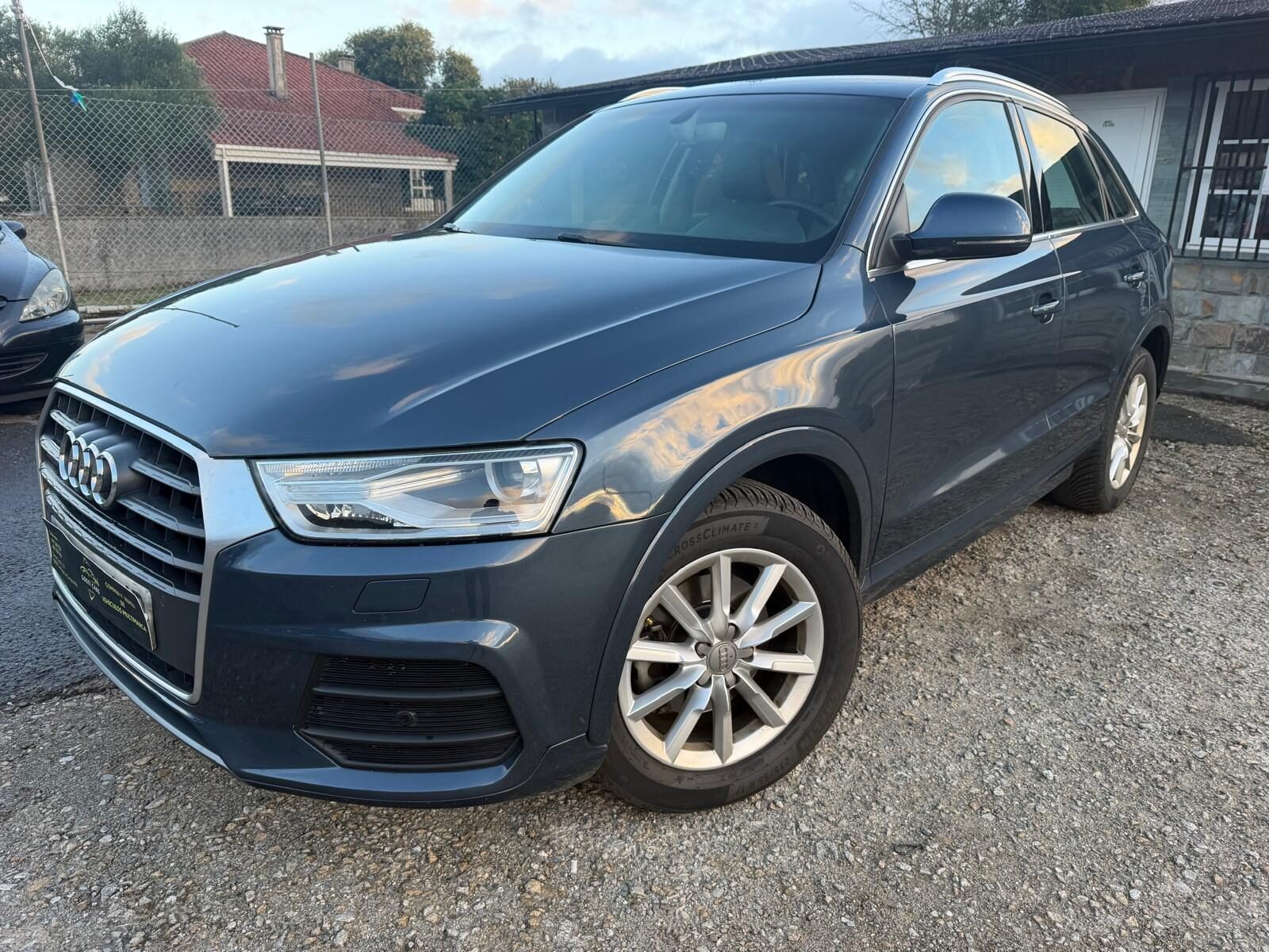 AUDI Q3 2.0 TDI