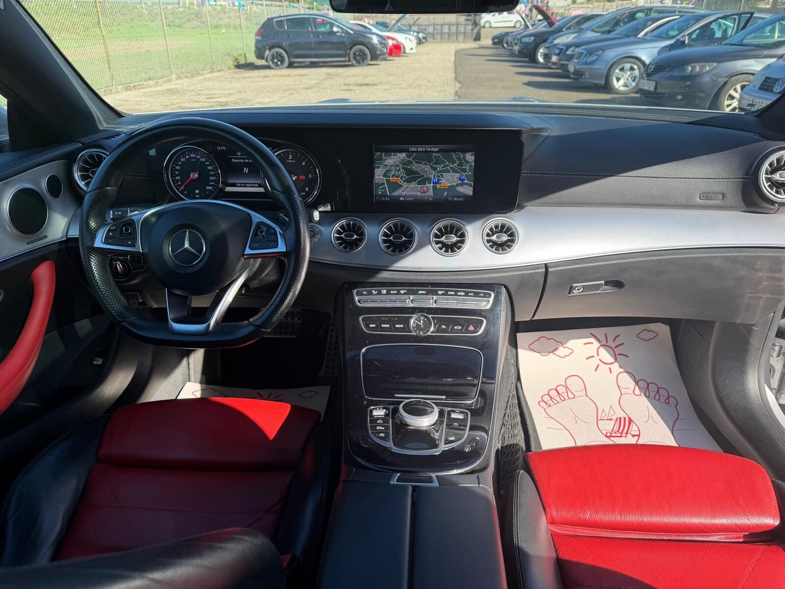 MERCEDES-BENZ E-class 220D AMG LINE