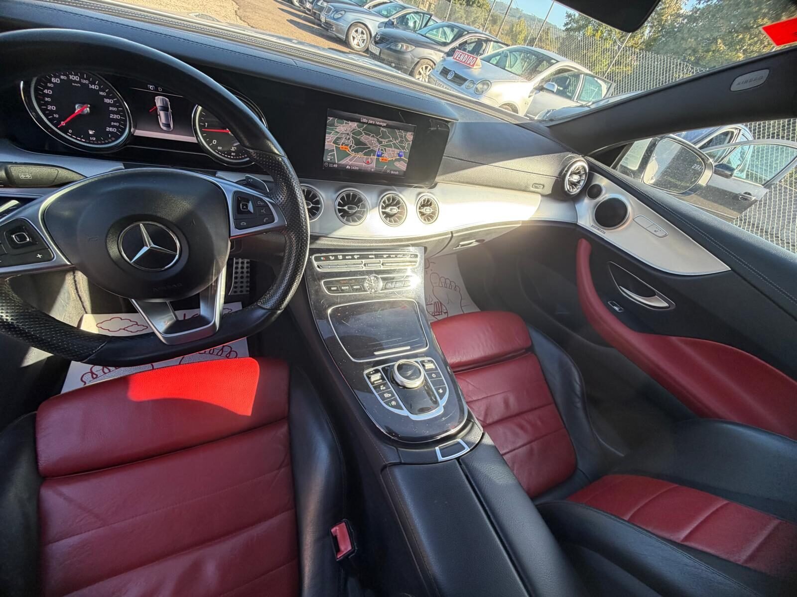 MERCEDES-BENZ E-class 220D AMG LINE