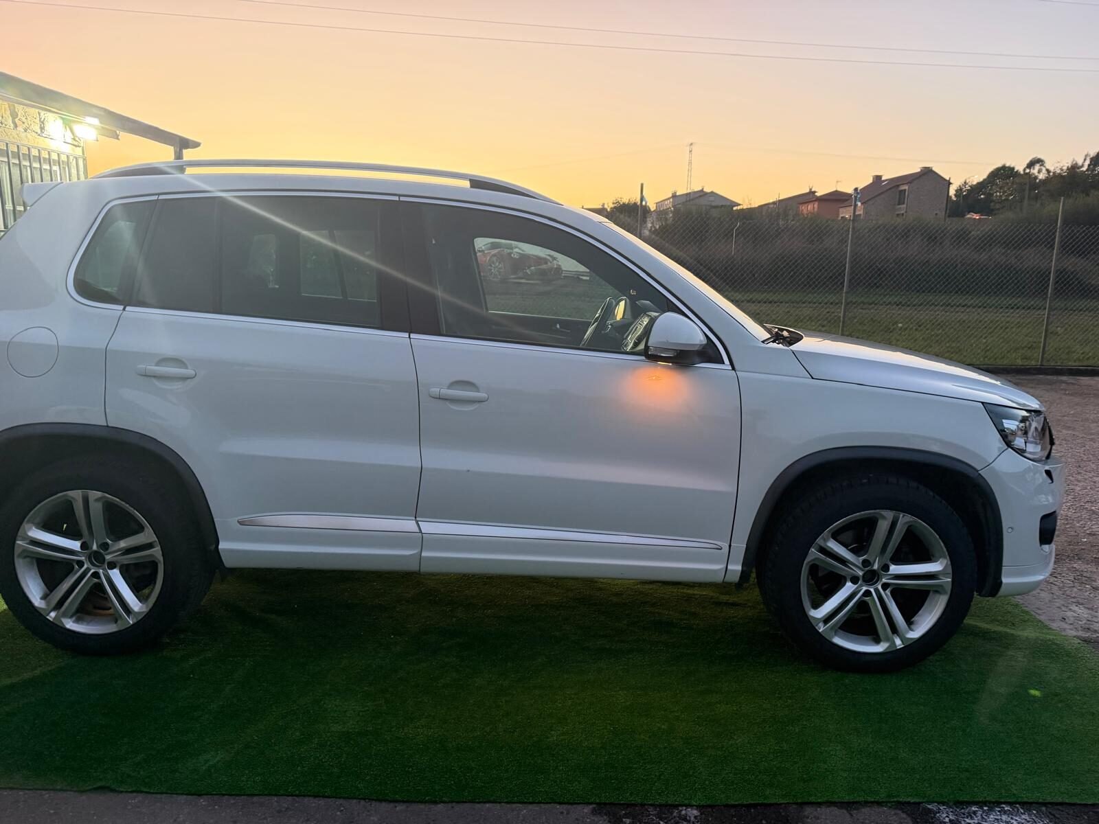 VOLKSWAGEN TIGUAN RLINE 2.0 TDI