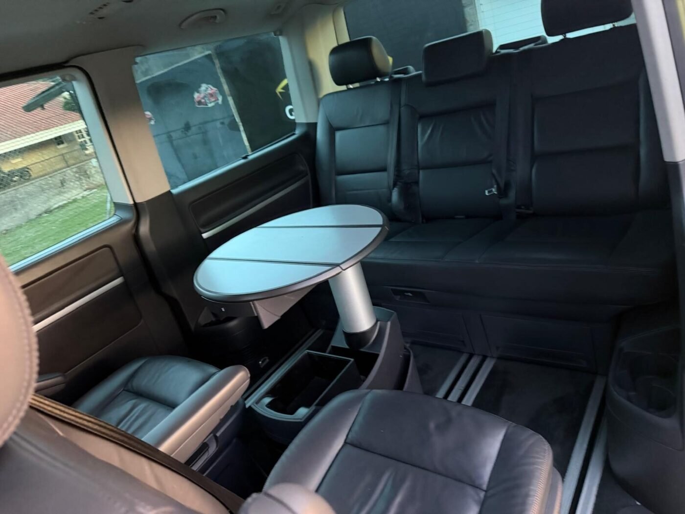 VOLKSWAGEN T5 MULTIVAN 2.0 TDI
