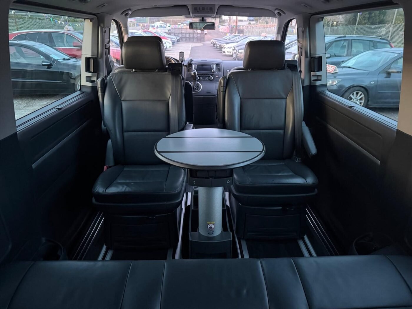 VOLKSWAGEN T5 MULTIVAN 2.0 TDI