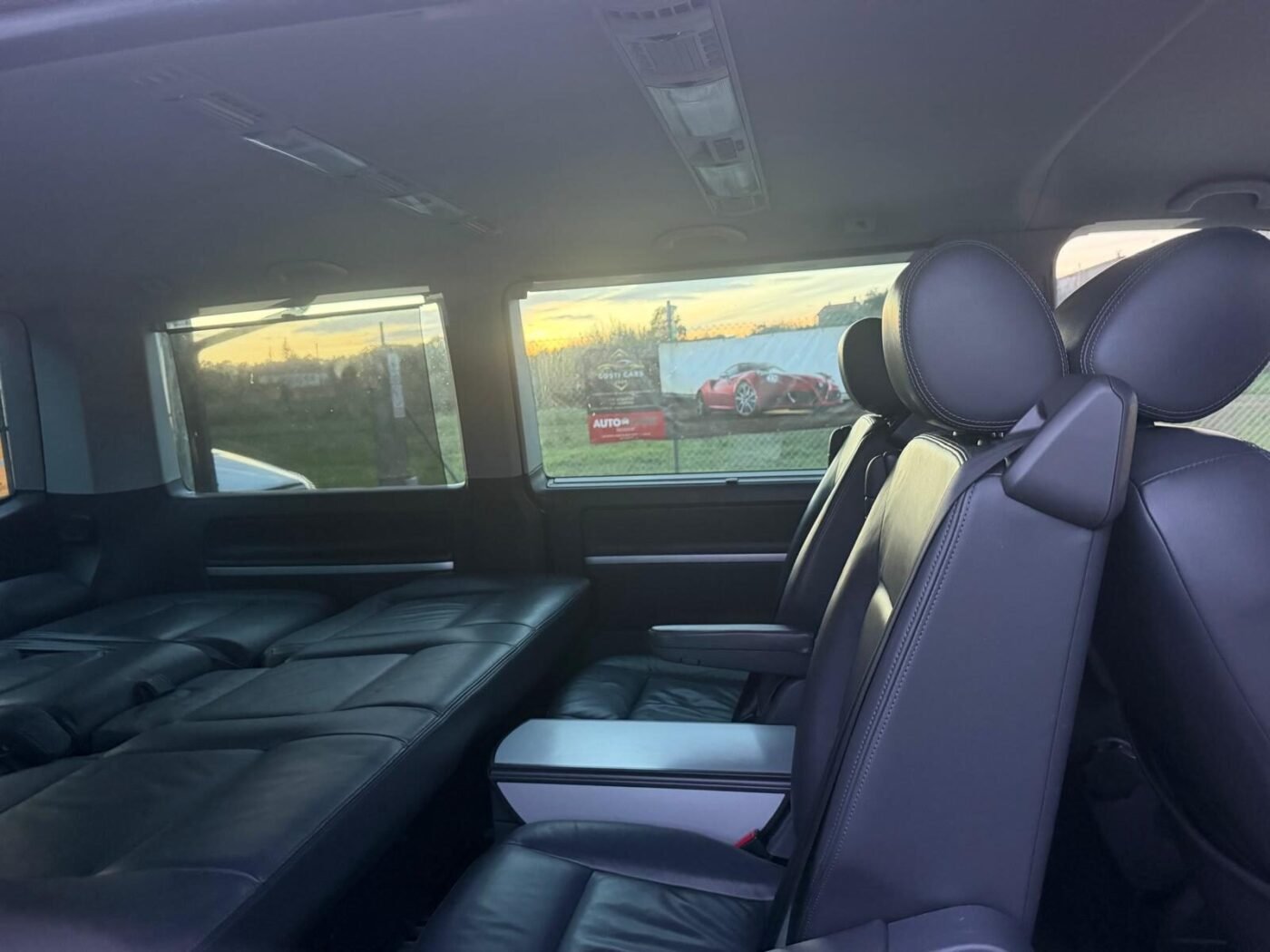 VOLKSWAGEN T5 MULTIVAN 2.0 TDI