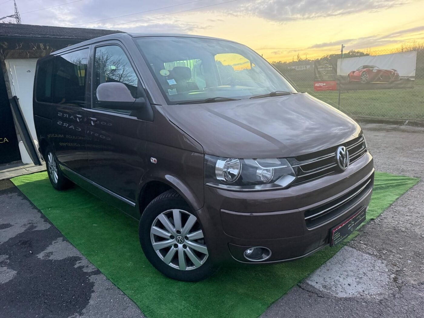 VOLKSWAGEN T5 MULTIVAN 2.0 TDI